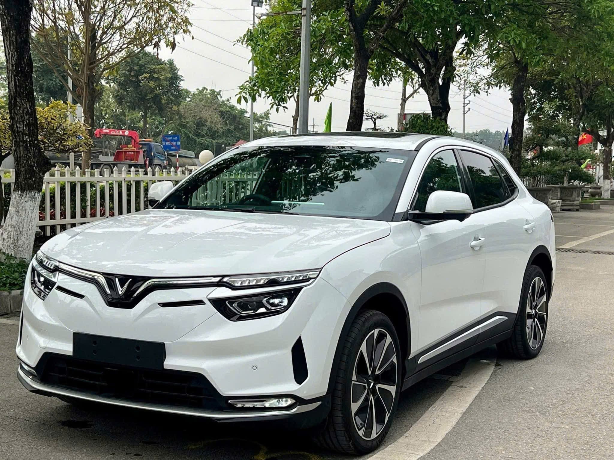 VinFast VF 8